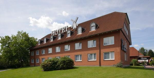 Hotel Zur Windmuhle Stapelfeld Exterior photo